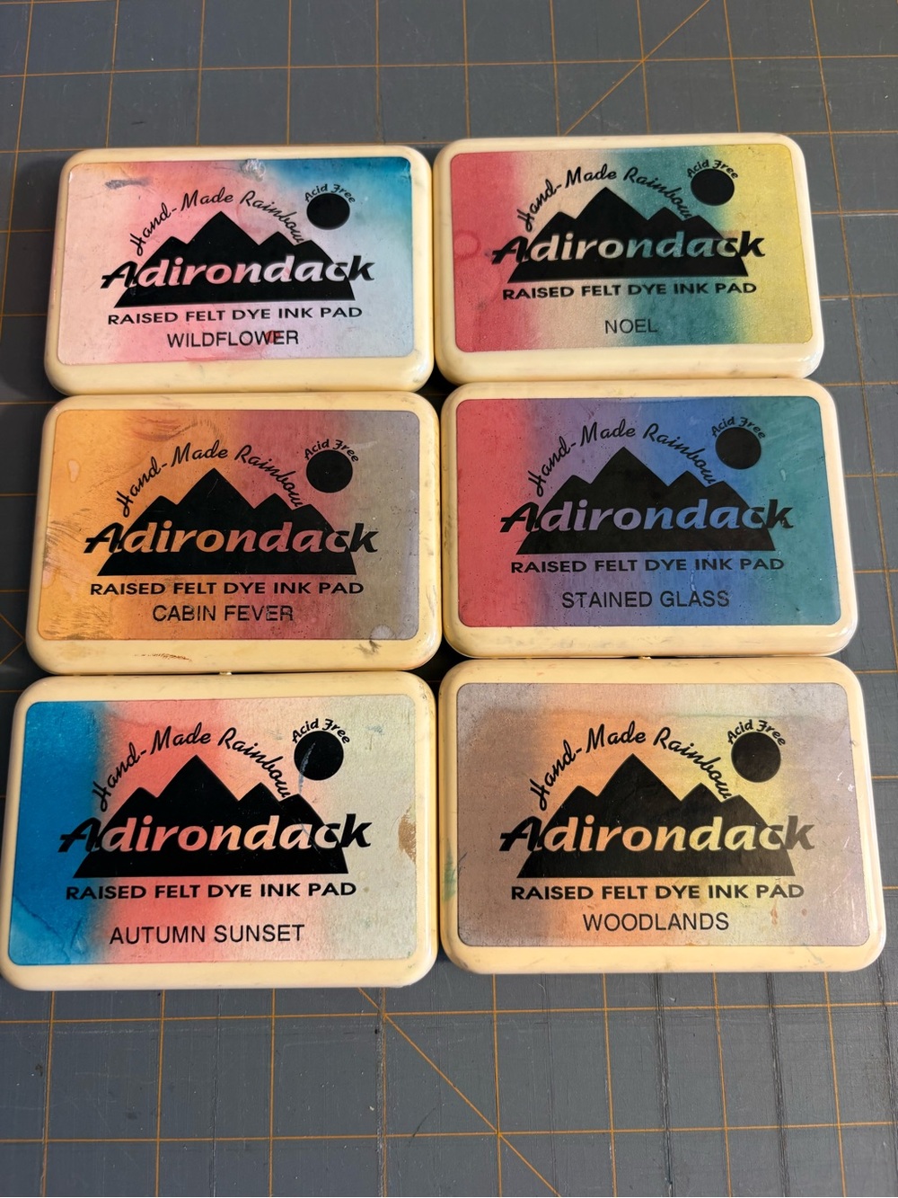 Adirondack Multicolor Raised Felt Dye Ink Pads - Pack of 6